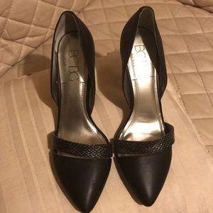 BCBG women’s shoes size 11B/41